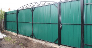 Купить ворота из профнастила Бирск, цена от 4099 руб.